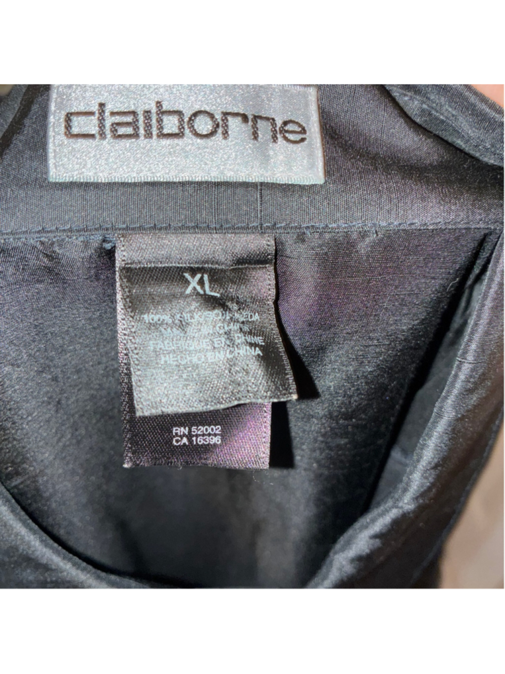 Claiborne 100% Silk Button Down Shirt XL Black Grey Paisley - Picture 3 of 5